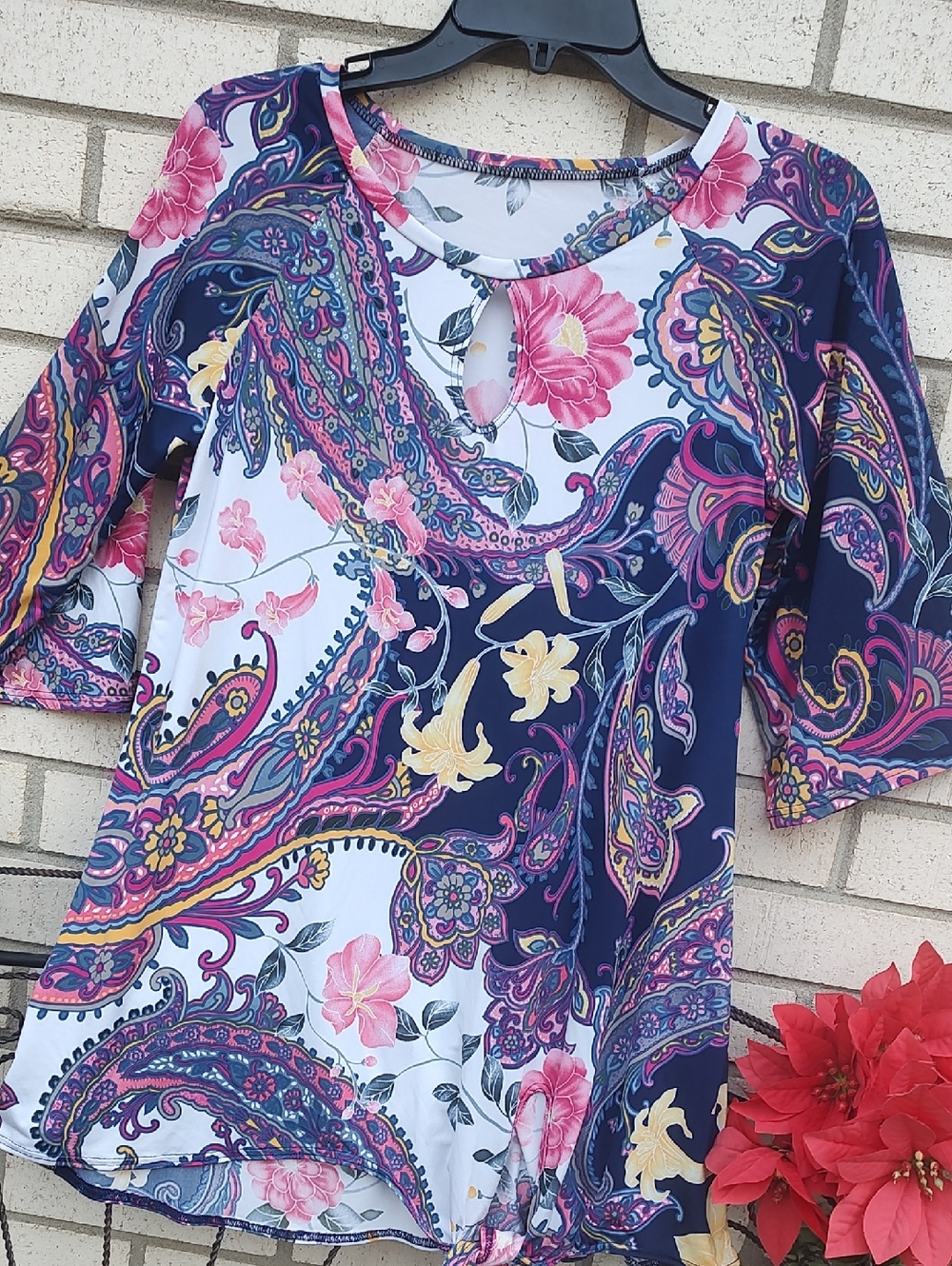 Flower 🌺 Top - Picture 2 of 9